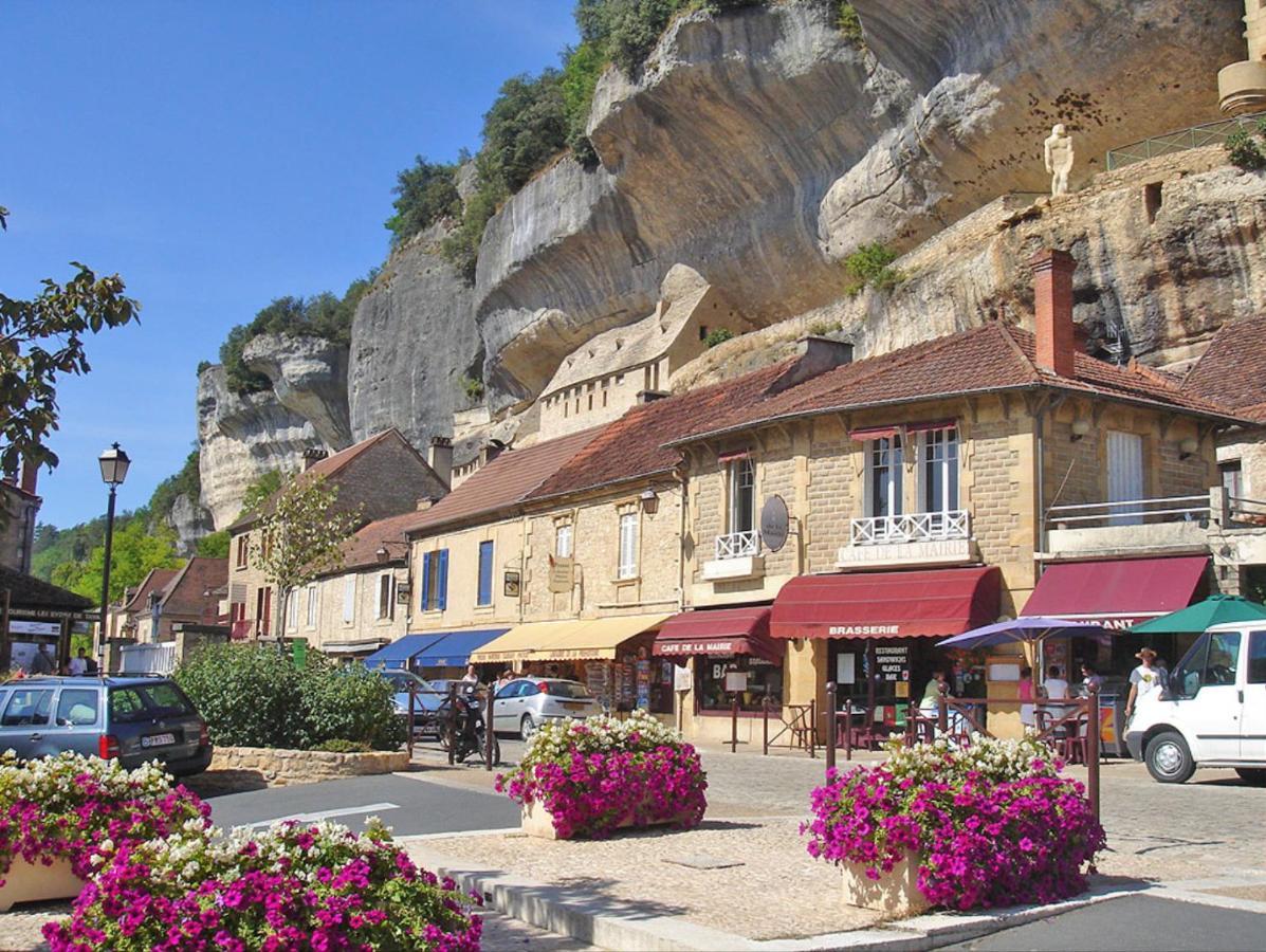 فيلا La Tuilerie Grange (Adults Only) لو بوج المظهر الخارجي الصورة